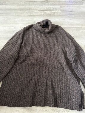 Guess Men's Brown Marled Ribbed Turtleneck Sweater